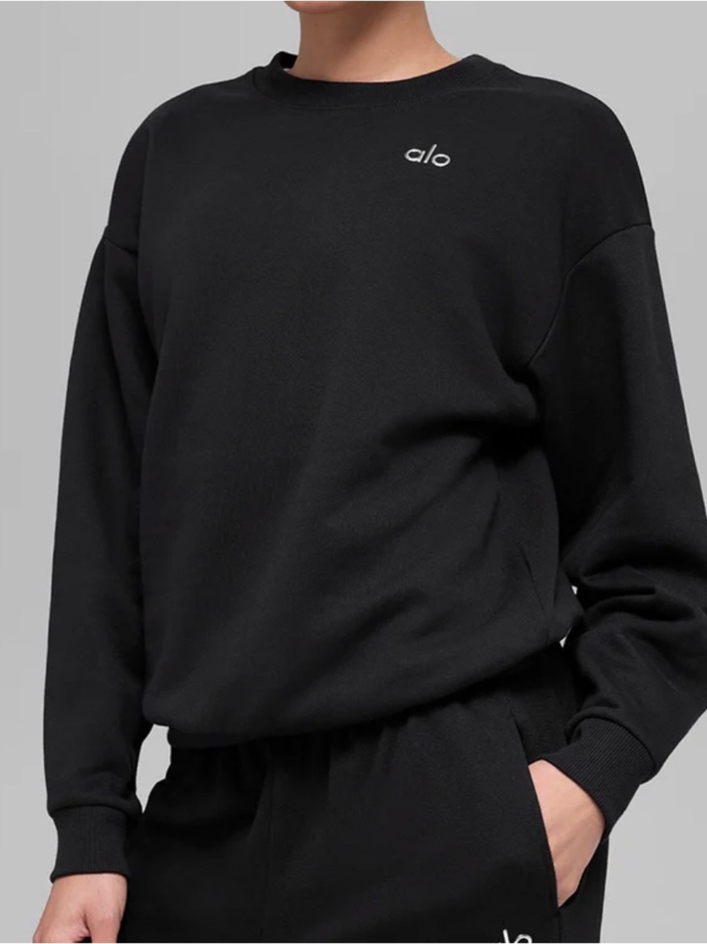 ALO Yoga Accolade Sweatshirt Black Crewneck